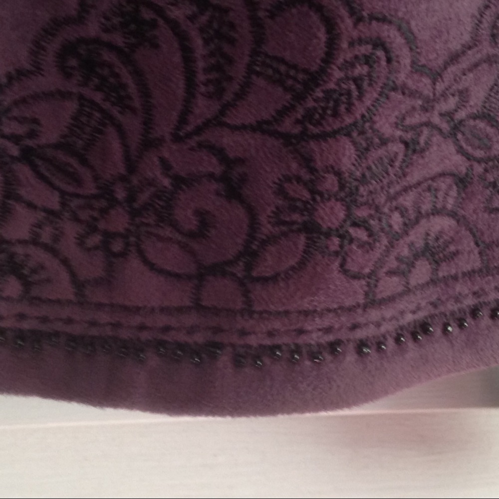 Sweater - Picture 4 of 8